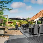 Ferienhaus Gorgeous In With Sauna *